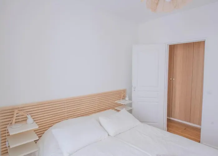 We Parisian The Latin Quarter Cozy Home